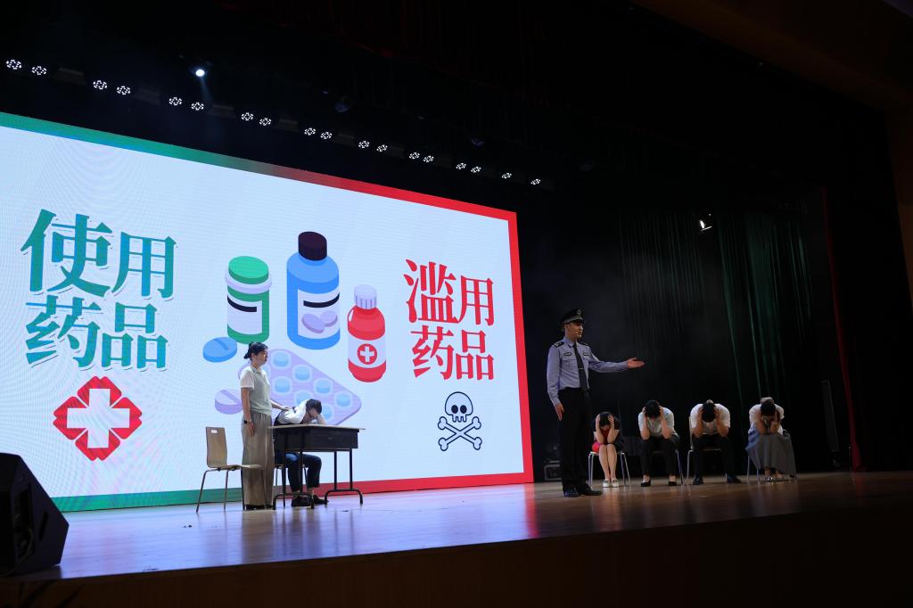 区两级政法