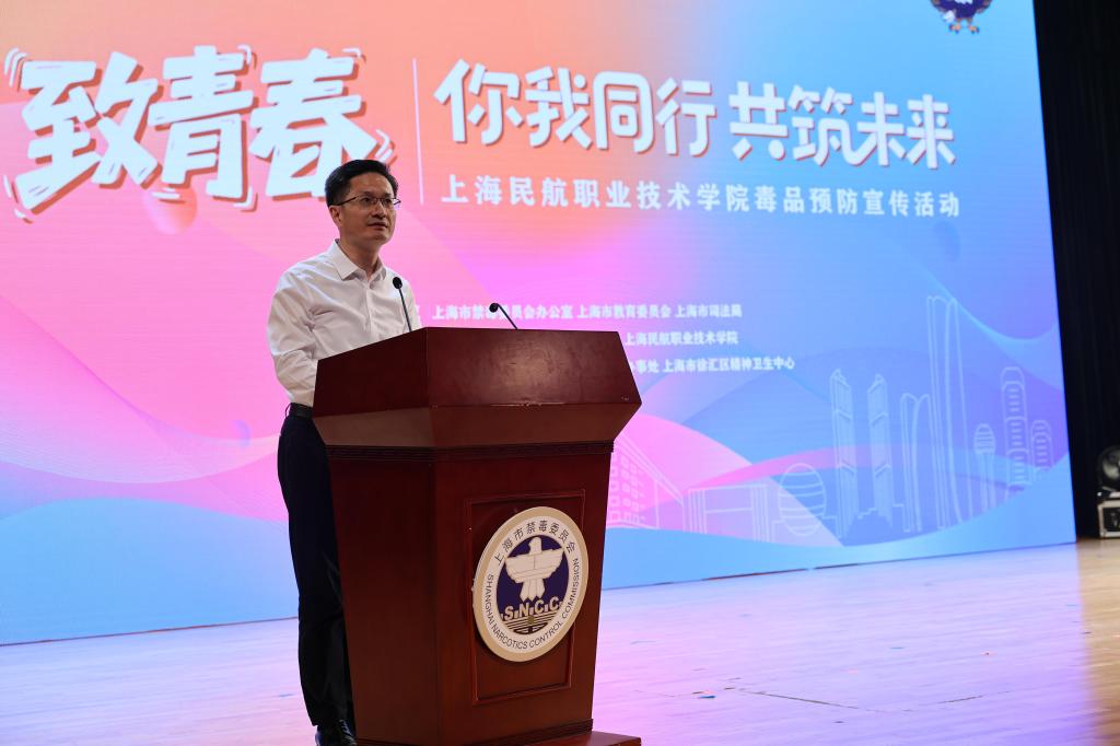 关心下一代工作委员会常务副主任于再同