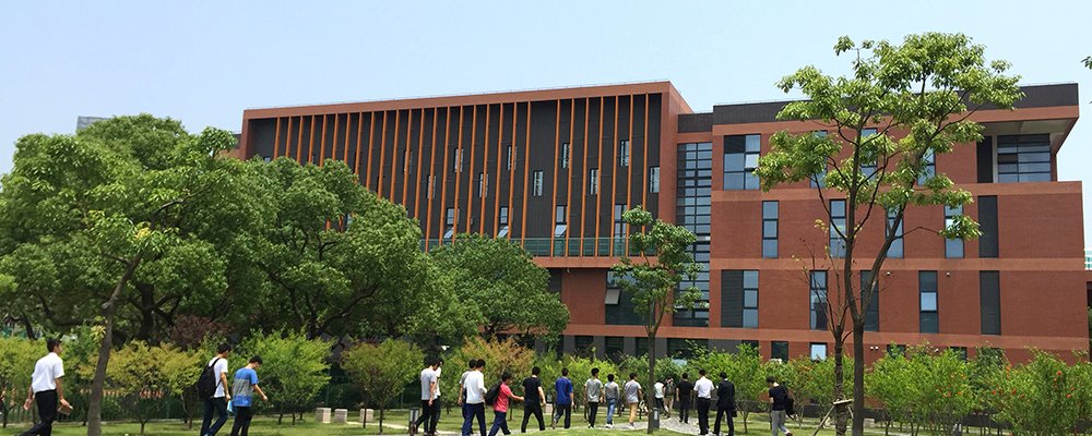 上海市徐汇区龙华西路1号电话